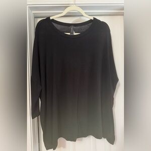 Elegant Black Women's Crew Neck Sweater